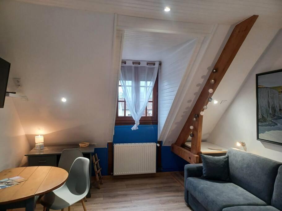 Appartement Studio Les Trois Cles à Fressenneville Extérieur photo