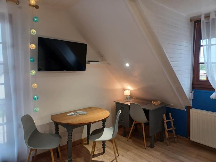 Appartement Studio Les Trois Cles à Fressenneville Extérieur photo